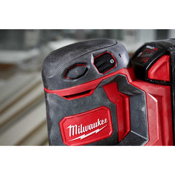 Машина шліфувальна ексцентрикова акумуляторна MILWAUKEE, M18 BOS125-502B, діаметр 125мм (заміна на 4933498254)