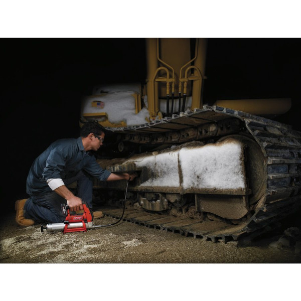 Шприц для змащування акумуляторний MILWAUKEE, M12 GG-401B (зарядний пристрій, 1 акумулятор М12 В4 4Ач, алюмінієва туба, сумка) Шприц для змащування акумуляторний MILWAUKEE, M12 GG-401B (зарядний пристрій, 1 акумулятор М12 В4 4Ач, алюмінієва туба, сумка)