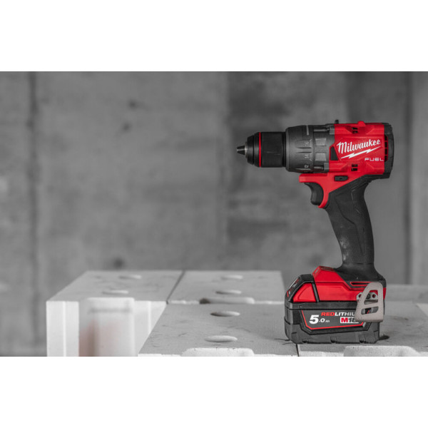 Дриль-шуруповерт акумуляторний безщітковий MILWAUKEE, M18 FDD3-0X,158Нм (каркас, кліпса для ременя, бічна ручка, HD кейс) Дриль-шуруповерт акумуляторний безщітковий MILWAUKEE, M18 FDD3-0X,158Нм (каркас, кліпса для ременя, бічна ручка, HD кейс)