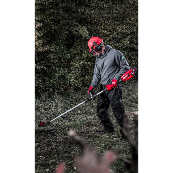 Коса акумуляторна безщіткова MILWAUKEE, M18 BLLT-0 (каркас, тримерна головка, захисний кожух, картонне пакування) Коса акумуляторна безщіткова MILWAUKEE, M18 BLLT-0 (каркас, тримерна головка, захисний кожух, картонне пакування)