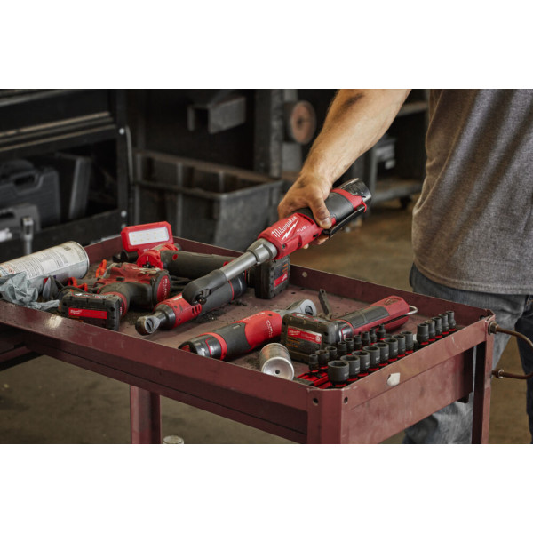 Гайковерт-трещітка акумуляторний безщітковий подовжений 1/4'' MILWAUKEE, M12 FHIR14LR-0, 47Нм (каркас, картонне пакування)