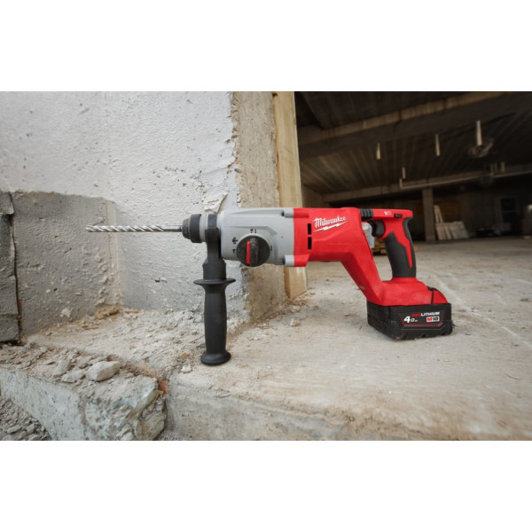 Перфоратор акумуляторний безщітковий SDS-PLUS MILWAUKEE, M18 BLHACD26-0, 2,6Дж (каркас, бічна рукоять, обмежувач глибини, картон Перфоратор акумуляторний безщітковий SDS-PLUS MILWAUKEE, M18 BLHACD26-0, 2,6Дж (каркас, бічна рукоять, обмежувач глибини, картон