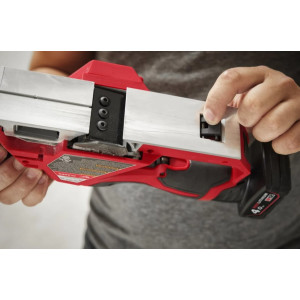 Рубанок акумуляторний безщітковий MILWAUKEE, M12 BLP-402X (зарядний пристрій С12, 2 акумулятори М12 В4 4Аг, HDкейс)