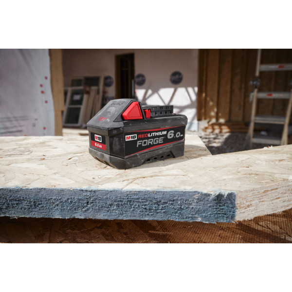 Акумулятор Li-Ion FORGE MILWAUKEE, M18 FB6 6Аг Акумулятор Li-Ion FORGE MILWAUKEE, M18 FB6 6Аг
