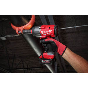 Гайковерт акумуляторний безщітковий 1/2'' MILWAUKEE, M18 FHIW2F12-0, 2034Нм, з кільцем (каркас, картонне пакування)