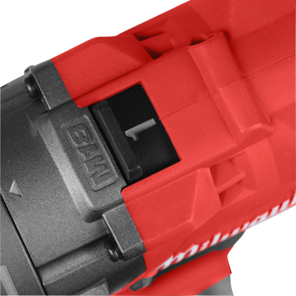 Дриль-шуруповерт акумуляторний безщітковий MILWAUKEE M18 FDD3-0, 158Нм (каркас, кліпса для ременя, бічна рукоять, картонна упако Дриль-шуруповерт акумуляторний безщітковий MILWAUKEE M18 FDD3-0, 158Нм (каркас, кліпса для ременя, бічна рукоять, картонна упако