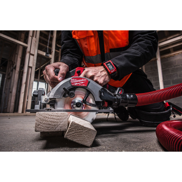 Пила дискова ручна акумуляторна безщіткова MILWAUKEE, M12 FCS442-502X, діаметр 140мм (зарядний пристрій С12 С, 2 акумулятори М12 Пила дискова ручна акумуляторна безщіткова MILWAUKEE, M12 FCS442-502X, діаметр 140мм (зарядний пристрій С12 С, 2 акумулятори М12