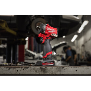 Гайковерт акумуляторний безщітковий 1/2'' MILWAUKEE, M12 FCIWP12G3-0, 746Нм, з піном (каркас, кліпса для ремпеня, картонне пакув