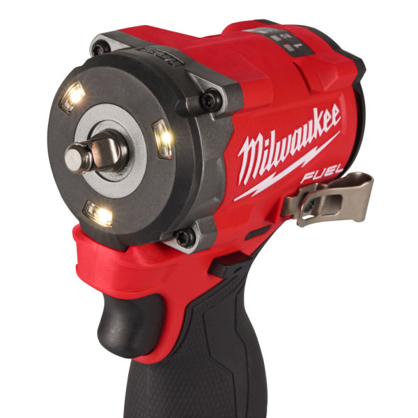 Гайковерт акумуляторний безщітковий 3/8'' MILWAUKEE, M12 FCIWF38G3-502X, 745Нм, з кільцем (зарядний пристрій С12 С, 2 акумулятор Гайковерт акумуляторний безщітковий 3/8'' MILWAUKEE, M12 FCIWF38G3-502X, 745Нм, з кільцем (зарядний пристрій С12 С, 2 акумулятор