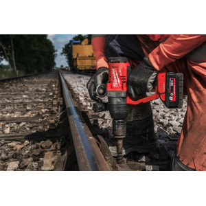 Гайковерт акумуляторний безщітковий 1'' MILWAUKEE, M18 ONEFHIWF1-802X, 2400Нм (зарядний пристрій M12-18 FC, 2 акумулятори M18 FB