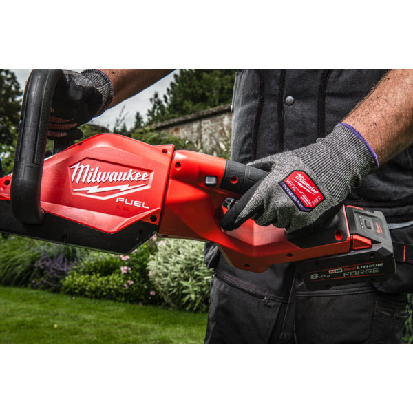 Кущоріз акумуляторний безщітковий MILWAUKEE, M18 FHET60G2-802, лезо 60см (зарядний пристрій M12-18 FC, 2 акумулятори М18 FВ8 8Аг Кущоріз акумуляторний безщітковий MILWAUKEE, M18 FHET60G2-802, лезо 60см (зарядний пристрій M12-18 FC, 2 акумулятори М18 FВ8 8Аг