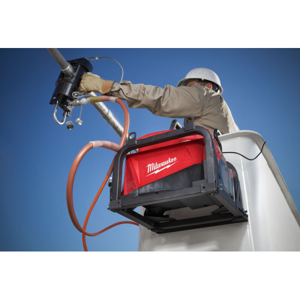 Насос гідравлічний акумуляторний MILWAUKEE, M18 HUP700-121 (зарядний.пристрій M12-18 FC, 1 акумумулятор М18 FB12 12Аг) Насос гідравлічний акумуляторний MILWAUKEE, M18 HUP700-121 (зарядний.пристрій M12-18 FC, 1 акумумулятор М18 FB12 12Аг)