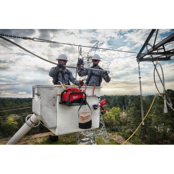 Насос гідравлічний акумуляторний MILWAUKEE, M18 HUP700-121 (зарядний.пристрій M12-18 FC, 1 акумумулятор М18 FB12 12Аг) Насос гідравлічний акумуляторний MILWAUKEE, M18 HUP700-121 (зарядний.пристрій M12-18 FC, 1 акумумулятор М18 FB12 12Аг)