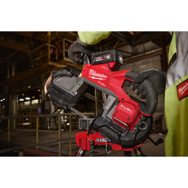 Пила стрічкова акумуляторна MILWAUKEE, M18 FBS127DO-0C (каркас, кейс)