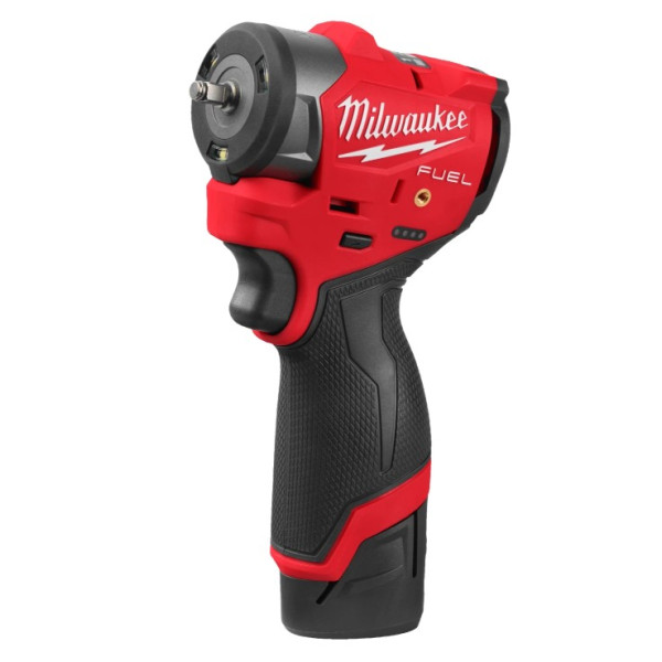 Гайковерт акумуляторний безщітковий 1/4'' MILWAUKEE, M12 FSCIWF14-252X, 136Нм, з кільцем (зарядний пристрій С12 С, 2 акумулятори Гайковерт акумуляторний безщітковий 1/4'' MILWAUKEE, M12 FSCIWF14-252X, 136Нм, з кільцем (зарядний пристрій С12 С, 2 акумулятори