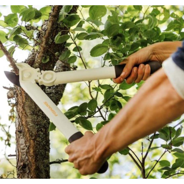 Сучкоріз площинний FISKARS White L32