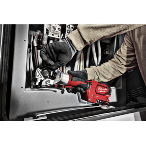 Обтискач гідравлічний акумуляторний для кабелів MILWAUKEE, M18 HDCT-202C (зарядний пристрій М12-18 С, 2 акумулятори М18 В2 2Аг,