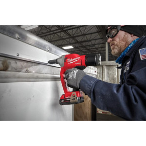 Заклепочник акумуляторний безщітковий MILWAUKEE M18 ONEFPRT-0X, діаметр заклепок 4,8-7,0мм (каркас, кліпса на ремінь. перехідник