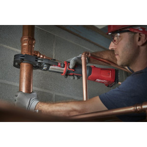 Обтискач гідравлічний акумуляторний для труб MILWAUKEE, M18 ONEBLHPT-302C M-SET (зарядний пристрій М12-18 FC, 2 акумулятори М18