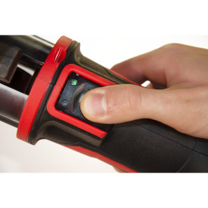 Обтискач гідравлічний акумуляторний для труб MILWAUKEE, M18 ONEBLHPT-302C U-SET (зарядний пристрій М12-18 FC, 2 акумулятори М18