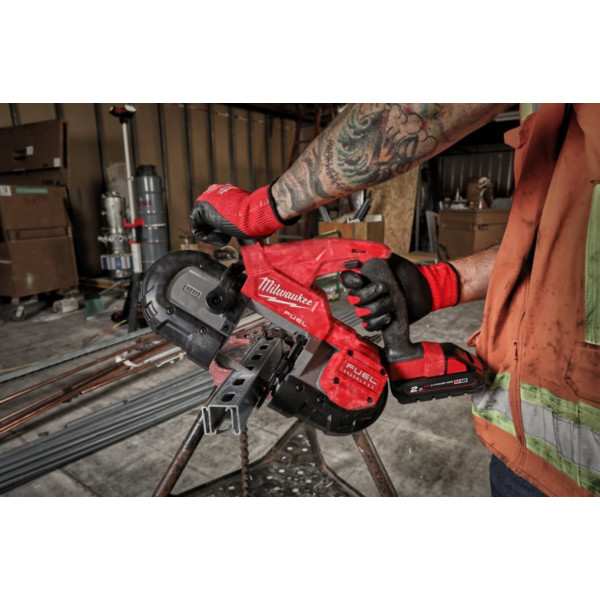 Пила стрічкова акумуляторна безщіткова MILWAUKEE, M18 FBS85-0C (каркас, аксесуари, кейс)