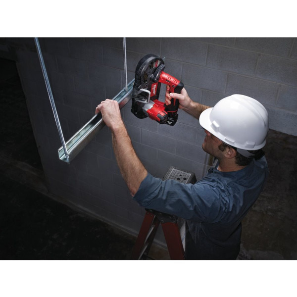 Пила стрічкова акумуляторна MILWAUKEE, M12 BS-0 (каркас, полотно, картонне пакування) Пила стрічкова акумуляторна MILWAUKEE, M12 BS-0 (каркас, полотно, картонне пакування)