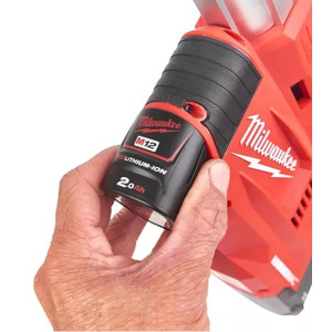 Система видалення пилу для перфораторів акумуляторна MILWAUKEE, M12 UDEL-201B, L-клас (зарядний пристрій С12 С, 1 акумулятор М12