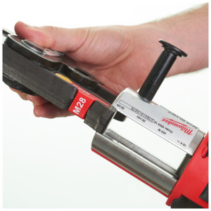 Обтискач гідравлічний акумуляторний для труб MILWAUKEE, M18 BLHPT-202C M-SET (зарядний пристрій М12-18 С, 2 акумулятори М18 В2 2