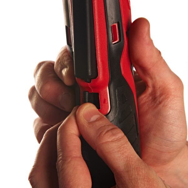 Дриль кутовий акумуляторний MILWAUKEE, C12 RAD-0, 12Нм (каркас, картонне пакування)