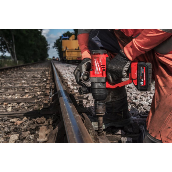 Гайковерт акумуляторний безщітковий 1'' MILWAUKEE, M18 ONEFHIWF1-0X, 2400Нм, з кільцем (каркас, HD кейс)