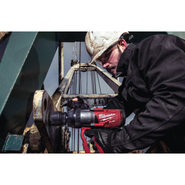 Гайковерт акумуляторний безщітковий 1'' MILWAUKEE, M18 ONEFHIWF1-0X, 2400Нм, з кільцем (каркас, HD кейс)