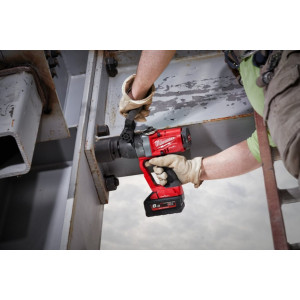 Гайковерт акумуляторний безщітковий 1'' MILWAUKEE, M18 ONEFHIWF1-0X, 2400Нм, з кільцем (каркас, HD кейс)