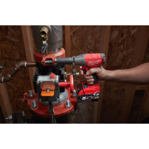 Гайковерт акумуляторний безщітковий 1/2'' MILWAUKEE, M18 FIW2F12-0Х, 339Нм, з кільцем (каркас, кліпса для реміня, HDкейс)