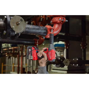 Гайковерт акумуляторний безщітковий 1/2'' MILWAUKEE, M18 FIW2F12-0Х, 339Нм, з кільцем (каркас, кліпса для реміня, HDкейс)
