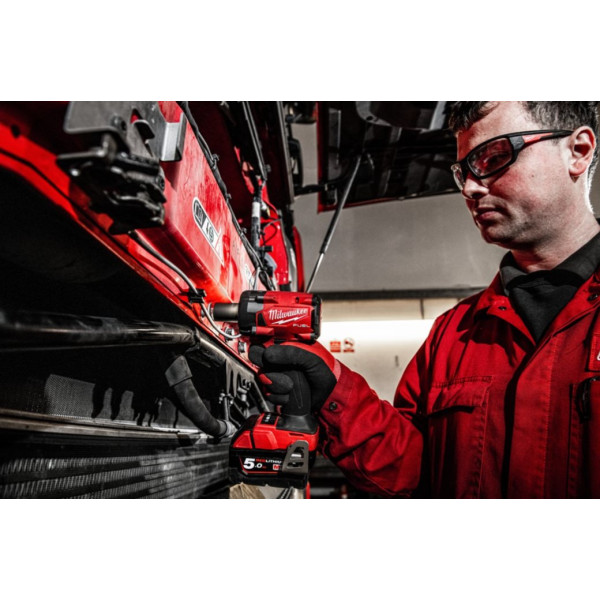 Гайковерт акумуляторний безщітковий 1/2'' MILWAUKEE, M18 FIW2P12-502X, 339Нм, з піном (зарядний пристрій M12-18 FC, 2 акумулятор