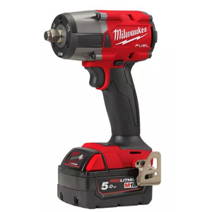 Гайковерт акумуляторний безщітковий MILWAUKEE 1/2" (881 Нм) M18 FMTIW2F12-502X, з фрикційним кільцем, (зарядний пристрій M12-18
