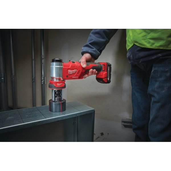 Пробійник гідравлічний для отворів акумуляторний FORCE LOGIC MILWAUKEE M18 HKP-201C (зарядний пристрій, 1 акумулятор М18 2Аг, ак Пробійник гідравлічний для отворів акумуляторний FORCE LOGIC MILWAUKEE M18 HKP-201C (зарядний пристрій, 1 акумулятор М18 2Аг, ак
