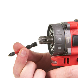 Дриль-шуруповерт з ударом акумуляторний безщітковий MILWAUKEE, M12 FPDXKIT-202X, 37Нм (зарядний пристрій С12 С, 2 акумулятори М1