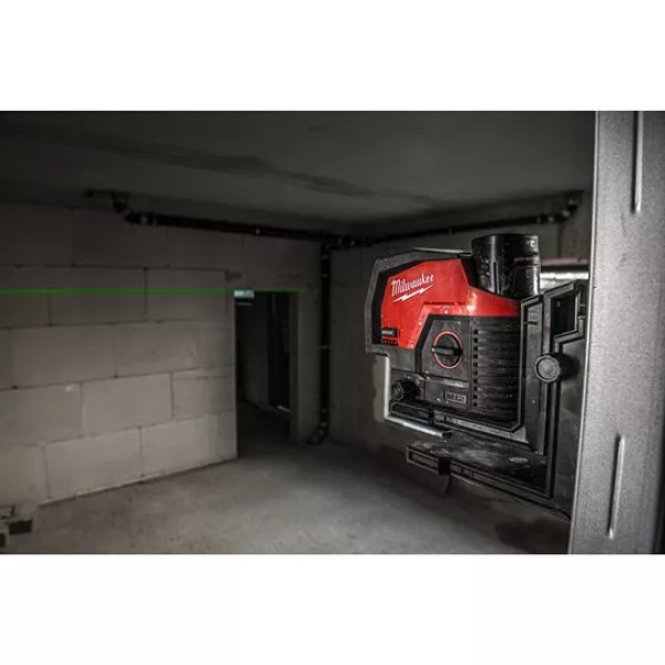Нівелір лазерний лінійно-точковий акумуляторний MILWAUKEE M12 CLLP-301C (зелений промінь) Нівелір лазерний лінійно-точковий акумуляторний MILWAUKEE M12 CLLP-301C (зелений промінь)