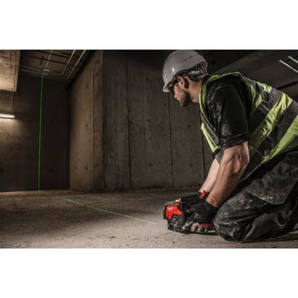Нівелір лазерний лінійно-точковий акумуляторний MILWAUKEE M12 CLLP-301C (зелений промінь) Нівелір лазерний лінійно-точковий акумуляторний MILWAUKEE M12 CLLP-301C (зелений промінь)
