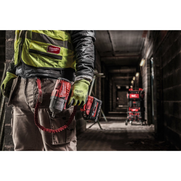 Рукавиці робочі сигнальні Hi-Vis MILWAUKEE, з опором порізам 5/E рівня, розмір 10/XL