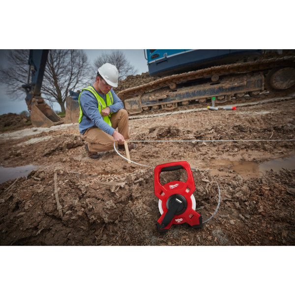 Рулетка геодезична зі скловолокна MILWAUKEE LTF30-100, 30м/100фт Рулетка геодезична зі скловолокна MILWAUKEE LTF30-100, 30м/100фт
